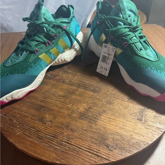Adidas Unisex Trae Young 3 IE9301 TRAE YOUNG 3 Dark
Green/Gold - Picture 9 of 14